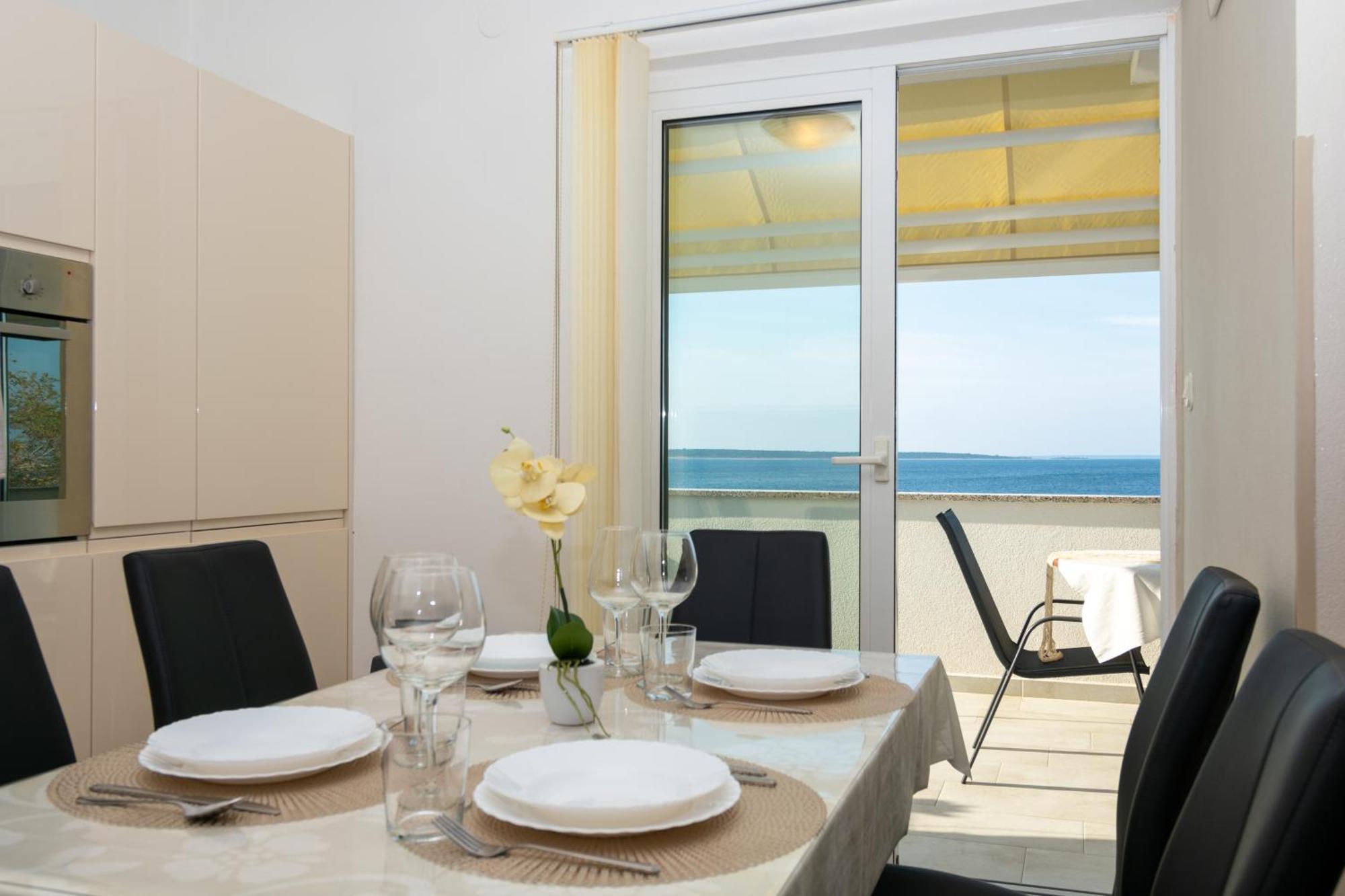 Apartments By The Sea Mandre, Pag - 4093 콜란 객실 사진