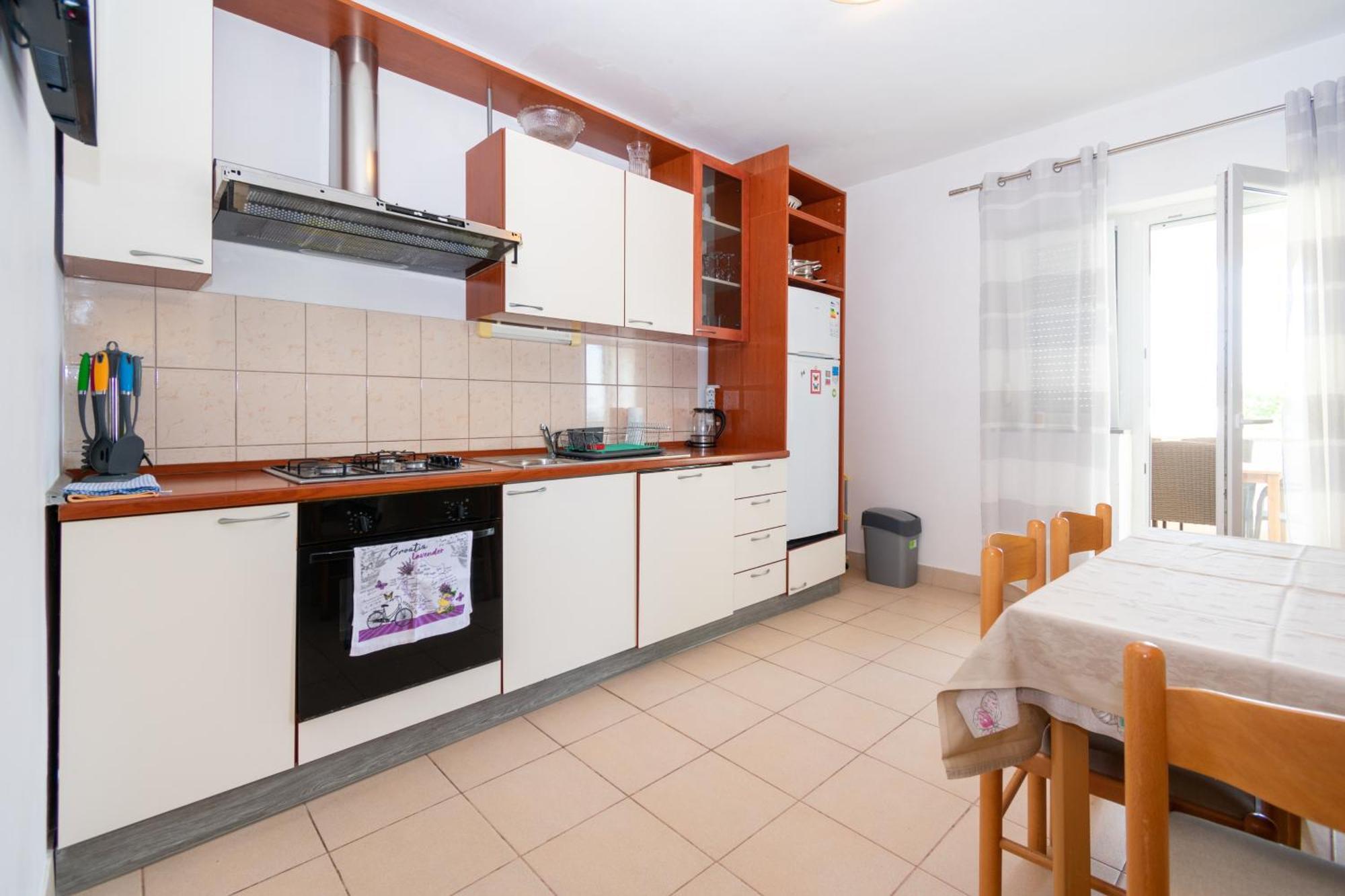 Apartments By The Sea Mandre, Pag - 4093 콜란 객실 사진
